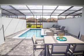 8936 New Listing Stunning New house Windsor Westside